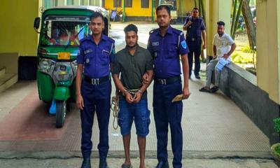 পাথর লুট মামলায় প্রশাসনের লাইনম্যান গ্রেপ্তার