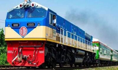 সীতাকুণ্ডে ট্রেনের ধাক্কায় যুবকের মৃত্যু