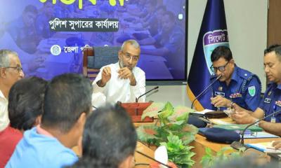 হবিগঞ্জে শারদীয় দুর্গোৎসব উপলক্ষে পুলিশ সুপারের মতবিনিময়