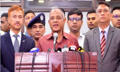 গোপালগঞ্জে লাশের ময়নাতদন্ত না হওয়ার ব্যাখ্যা দিলেন স্বরাষ্ট্র উপদেষ্টা
