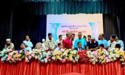 ওএমএস ডিলার নিয়োগে ‘লটারি স্থগিত’: পক্ষপাতের অভিযোগে ময়মনসিংহে উত্তেজনা