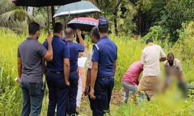 লোহাগাড়ায় দাফনের ২১ দিন পর ছাত্রের মরদেহ উত্তোলন