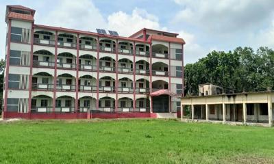 সাবেক সভাপতিসহ তিনজনের বিরুদ্ধে থানায় অভিযোগ