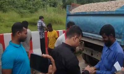 সিলেটে ৭০টি ট্রাক জব্দ, ৩৫ হাজার ঘনফুট পাথর উদ্ধার