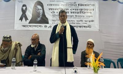 নারীদের স্বাবলম্বী করতে বিএনপি ‘ফ্যামিলি কার্ড’ দেবে