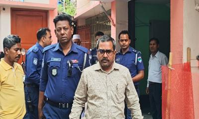 মেহেরপুরে সরকারি অফিসে চাঁদা দাবির অভিযোগে কথিত সাংবাদিক আটক