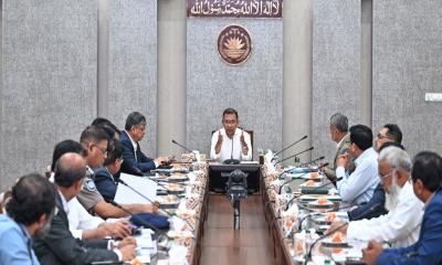 ঢাকার যানজট কমাতে প্রধানমন্ত্রীর সভাপতিত্বে বৈঠক অনুষ্ঠিত 
