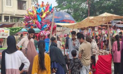 কর্ণফুলীতে দুই শতকের ঐতিহ্যের নাইতেরো মেলা