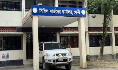 ফেনীতে অনুমোদনহীন হাসপাতাল চলতে দেব না 