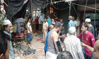 ভূমিকম্পে রাজধানীর বংশালে ৩ জন নিহত