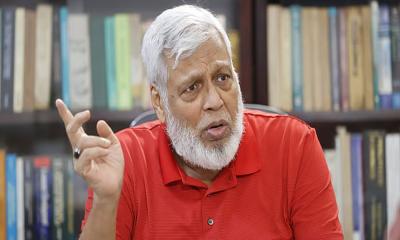 মাইলস্টোনে নয়, বিমানটি সচিবালয়ে পড়া উচিত ছিল
