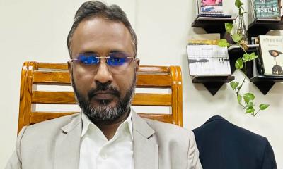 পিএইচডি ডিগ্রি অর্জন করলেন আহসান হাবীব
