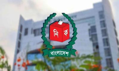 ৪ ধাপে ভোটের হার পাঠানোর নির্দেশ ইসির, কড়া নজরদারিতে নির্বাচন