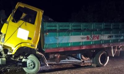 ফেনীতে ট্রাকের পেছনে পিকআপের ধাক্কায় চালক নিহত