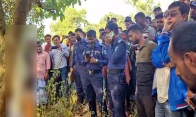 ফেনীতে জজকোর্ট সেরেস্তাদারের ঝুলন্ত মরদেহ উদ্ধার