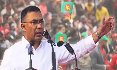 ঢাকা-১৭ আসনে তারেক রহমানের মনোনয়নপত্র জমা