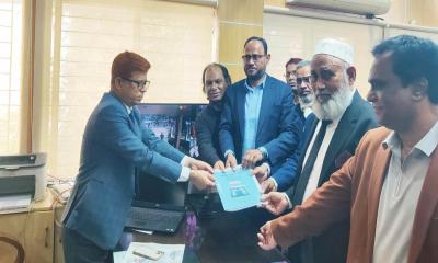 একসঙ্গে মনোনয়নপত্র নিলেন সালাম পিন্টু ও সালাউদ্দিন টুকু