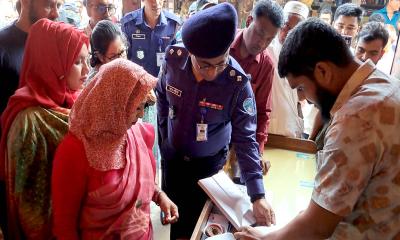 ব্রাহ্মণবাড়িয়ায় বাজার মনিটরিং, ২ প্রতিষ্ঠানকে লাখ টাকা জরিমানা