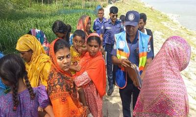 মধ্যনগরে হাওরের পানি নিষ্কাশন করতে গিয়ে মাটিচাপায় যুবক নিহত
