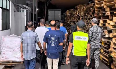 মালয়েশিয়ায় প্লাস্টিক কারখানায় অভিযান, ৪৫ বাংলাদেশিসহ ১২৩ বিদেশি আটক