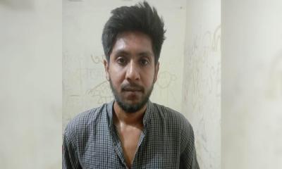 রাজশাহীর আদালতে পেশকারের কাছে চাঁদা দাবি, ওয়ারেন্টভুক্ত আসামী আটক