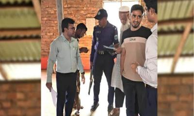বগুড়ায় মসলায় কাপড়ের রং মেশানোয় ৩ লাখ টাকা জরিমানা