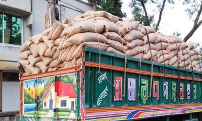হাইওয়েতে ছিনতাই হওয়া চালভর্তি ট্রাক কালিয়াকৈরে উদ্ধার, আটক ২