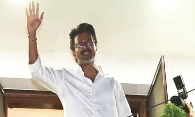 থালাপতি বিজয়: রাজনীতির ময়দানে চমক দেখালেন পর্দার নায়ক
