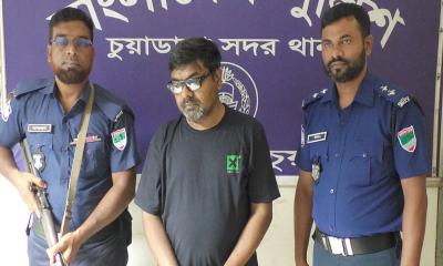 জেলগেট থেকে বের হতেই পৌর আ.লীগ নেতা হিসাম পুনরায় গ্রেপ্তার
