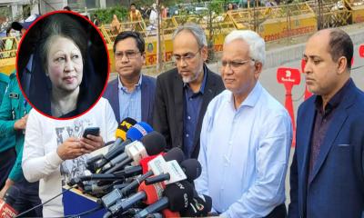 এয়ার অ্যাম্বুলেন্স প্রস্তুত, লন্ডন যাত্রার অপেক্ষায় খালেদা জিয়া