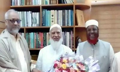 মেজর (অব.) আক্তারুজ্জামান জামায়াত ইসলামীতে যোগদান