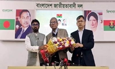 বিএনপিতে যোগ দিয়ে ধানের শীষে নির্বাচন করবেন রাশেদ খান