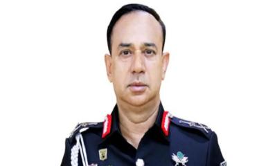 র‌্যাবের সাবেক ডিজি হারুনের পরিবারকে দেশত্যাগে নিষেধাজ্ঞা