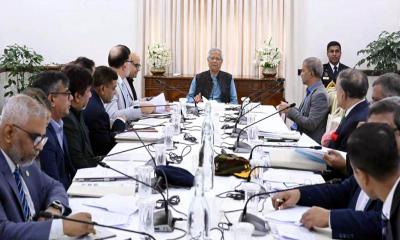নির্বাচনকে সামনে রেখে সাইবার নিরাপত্তা জোরদারের নির্দেশ প্রধান উপদেষ্টার