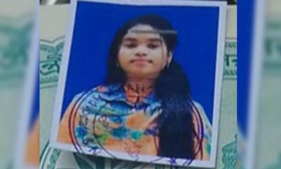 নবাবগঞ্জে ইসলাম ধর্ম গ্রহণ করলেন আদিবাসী ছাত্রী সোমা হাসদা