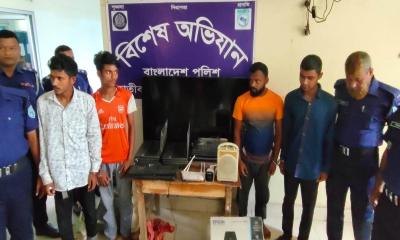 হাতীবান্ধায় বিদ্যালয়ের ২০ লাখ টাকার চুরি হওয়া মালামাল উদ্ধার, আটক ৪