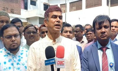 বিগত সরকারের আমলে চিকিৎসাসেবা অনেক পিছিয়ে গেছে: প্রতিমন্ত্রী ফরহাদ হোসেন