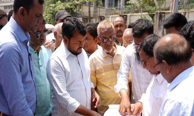 গোরহাঙ্গা ফ্লাইওভারের কাজ পরিদর্শনে রাসিক প্রশাসক
