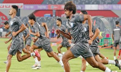 আজ রাতে বাংলাদেশ দলের ভাগ্য নির্ধারণের লড়াই