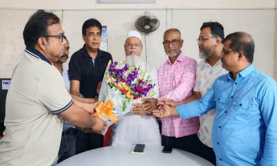 গোপালগঞ্জ জেলা পরিষদ প্রশাসককে রিপোর্টার্স ফোরামের সংবর্ধনা