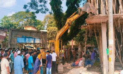 কেন্দুয়ায় অবৈধ স্থাপনা উচ্ছেদে নামলেন নির্বাহী ম্যাজিস্ট্রেট