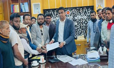 বাহুবলে তীব্র পানির সংকট, শুকিয়ে গেছে কৃষকের জমি