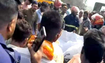 পুলিশের চেকপোস্টে ট্রাক চাপায় মোটরসাইকেল আরোহী পিতা-পুত্রের মৃত্যু