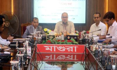 মাগুরায় শিল্প সচিবের সঙ্গে সরকারি দপ্তরগুলোর মতবিনিময় সভা