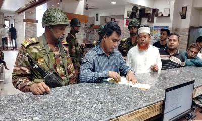 হাজীগঞ্জে ৪ হোটেল মালিকসহ সাত ব্যবসায়ীর জরিমানা
