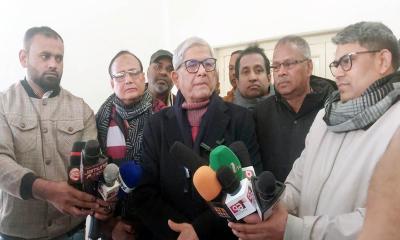 দেশের মানুষ এখন নির্বাচনের অপেক্ষায়