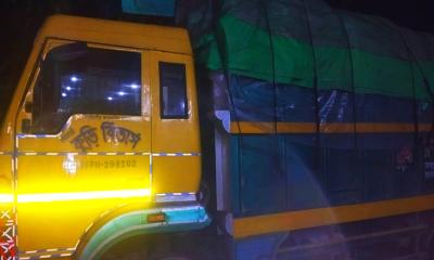 মদনে পাচারের সময় ৬৬৭ বস্তা সরকারি চাল জব্দ