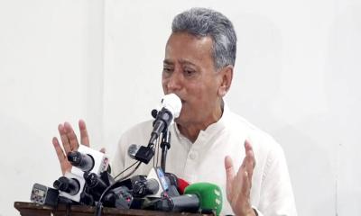 কিছু দল জোরপূর্বক দাবি আদায় করতে চায়