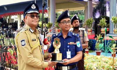 অবৈধ অস্ত্র উদ্ধারে দেশসেরা রাজবাড়ী জেলা পুলিশ