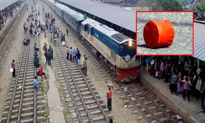 বিমানবন্দর রেলস্টেশনে ককটেল বিস্ফোরণ